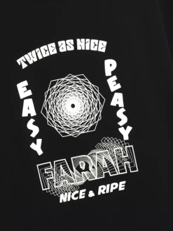 Farah Moore Graphic Print T-Shirt In Black -Farah 2 1011c39f ad55 4136 9b90 357406e4ad65