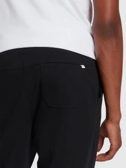 Farah Durrington Organic Cotton Jogger In Black 9 Farah Durrington Organic Cotton Jogger In Black -Farah f4bfb033 010 alt4 4e653cae 0452 4a82 8c26 556a588ad3e0