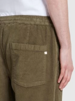 Farah Greenport Tapered Fit Trousers In Olive Green -Farah f4bhd016 390 alt4