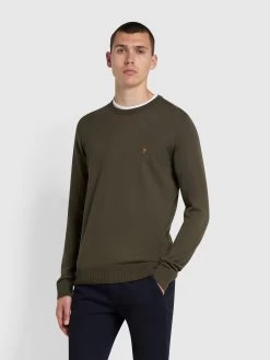 Farah Mullen Slim Fit Merino Wool Crew Neck Jumper In Evergreen