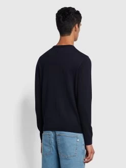 Farah Mullen Merino Wool Crew Jumper In Navy -Farah f4gf4081 454 ALT1 805d2fb7 9425 4fe5 a6d1 d24ee9e68c14