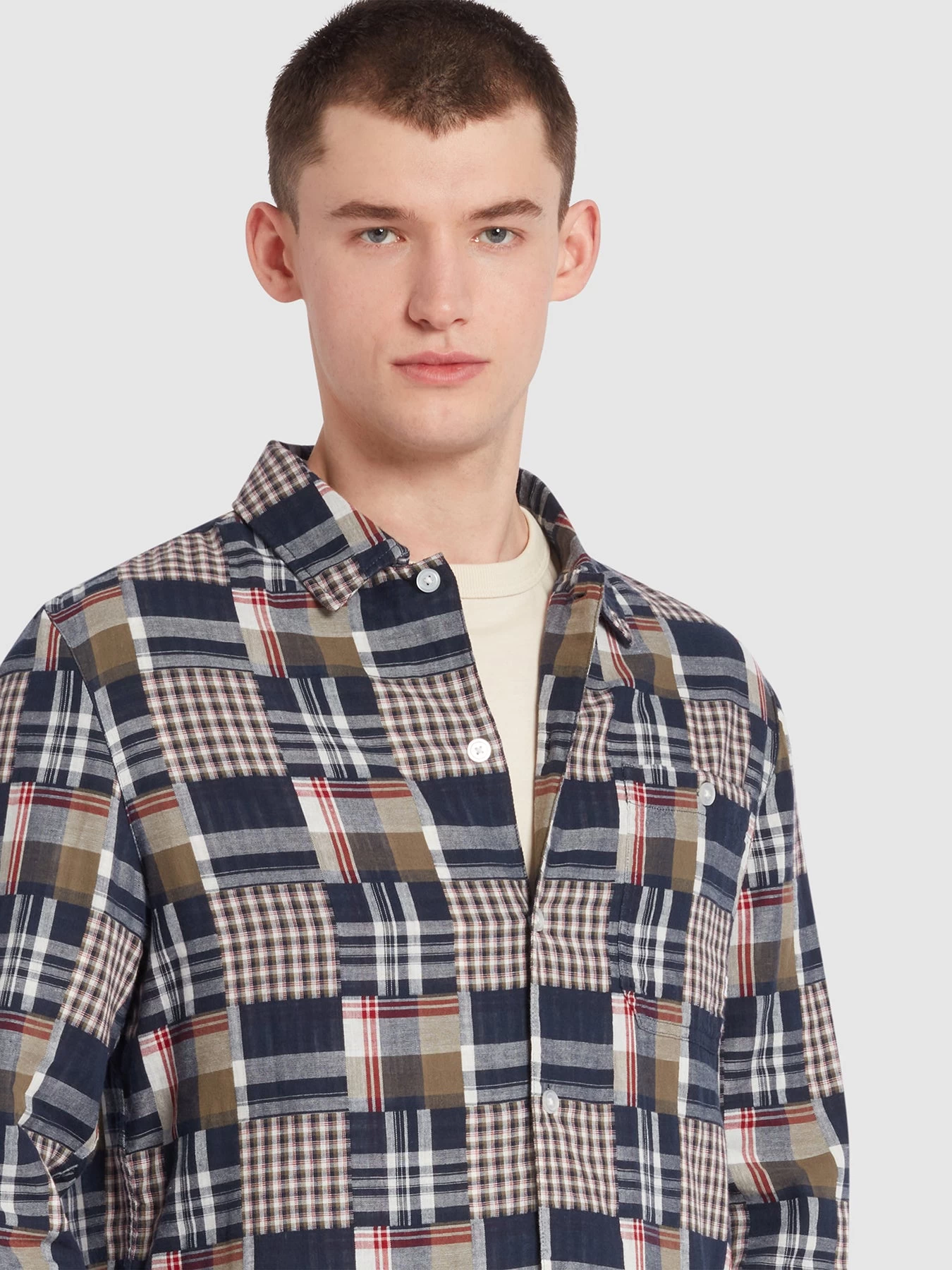 Farah Womack Casual Fit Check Organic Cotton Long Sleeve Shirt In True Navy 6 Farah Womack Casual Fit Check Organic Cotton Long Sleeve Shirt In True Navy - Image 4