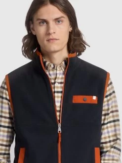 Farah Vernazza Regular Fit Full Zip Fleece Gilet In True Navy -Farah ga7kjbhxe8tdzjkzmwnk