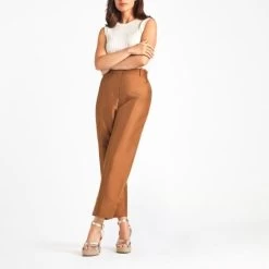 Studded Gold Wedge -Farah images 1039