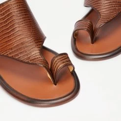 Toe Loop Sandal -Farah images 1230