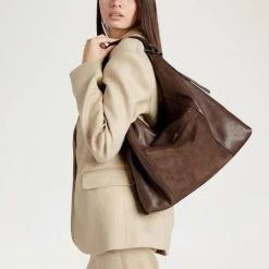 Contrast Slouch Shoulder Bag -Farah images 1618