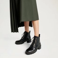 Chain Welt Lace Up Ankle Boot -Farah images 168