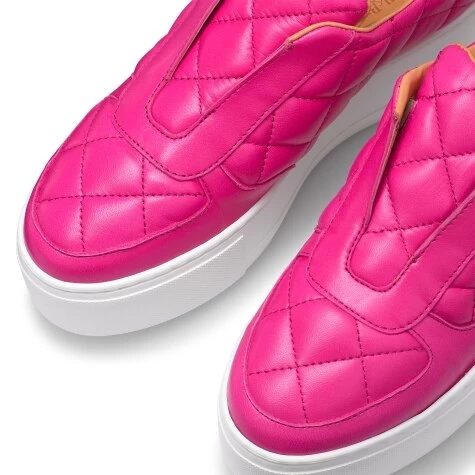 Quilted Laceless Sneaker 6 Quilted Laceless Sneaker - Image 4