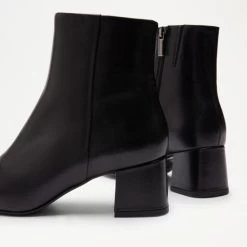 Clean Block Heel Ankle Boot -Farah images 498