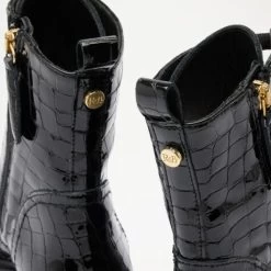 Round Toe Lace Up Boot -Farah images 858