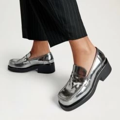 Square Toe Metallic Loafer -Farah images 961